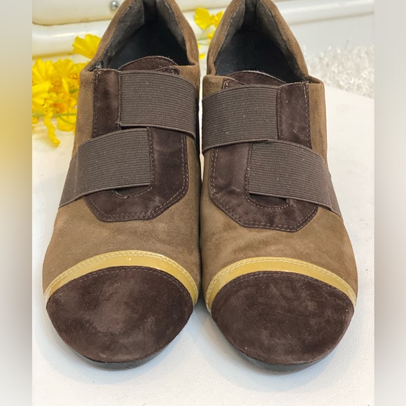 VANELI Luxury and comfort, brown and black shoes size 8M. Unique design. Elegant - Picture 3 of 5